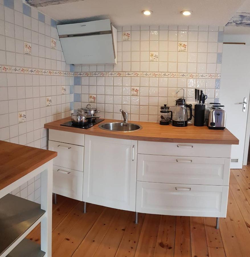 Hering Fewo II Apartment Balcony Wiek auf Rügen Exteriör bild